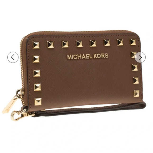 Michael Kors Saffino Selma Studded Pebble Leather Wallet Multifunction Wristlet
